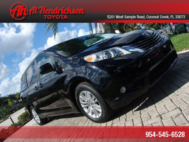 Toyota Sienna SLE --z71 Pkg Unspecified