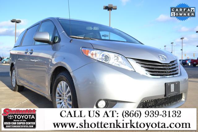 Toyota Sienna SLE --z71 Pkg Unspecified