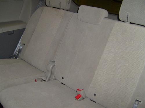 Toyota Sienna 2011 photo 1