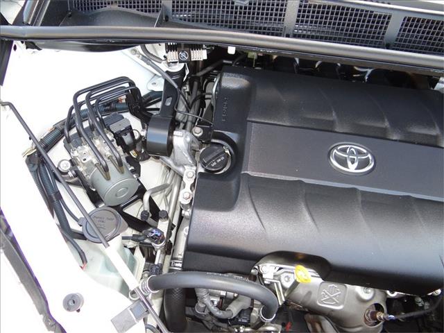 Toyota Sienna 2011 photo 17