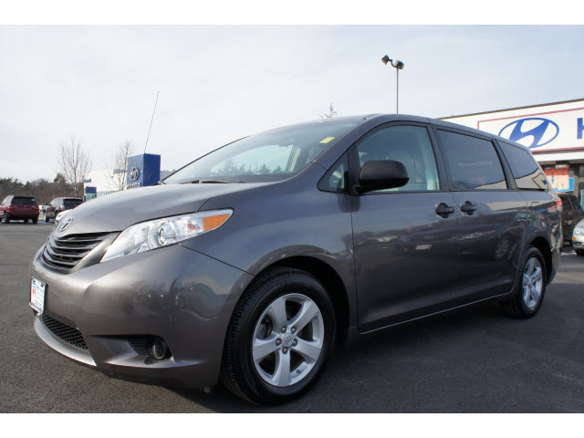 Toyota Sienna SLE --z71 Pkg Unspecified