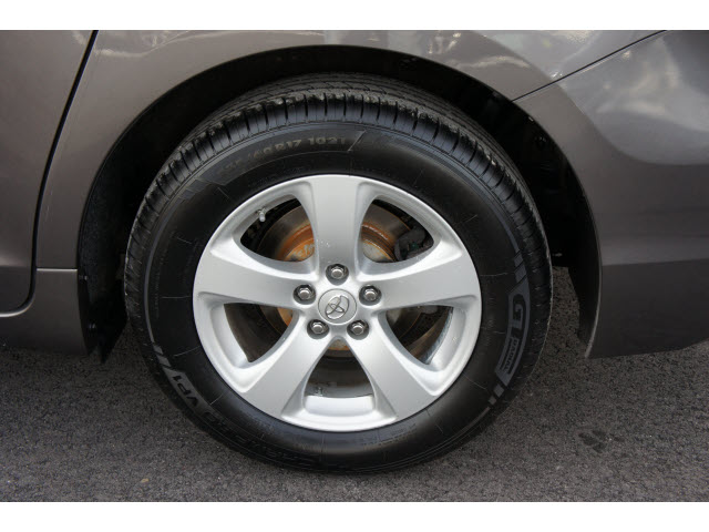 Toyota Sienna 2011 photo 2