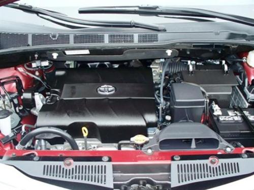 Toyota Sienna 2011 photo 3