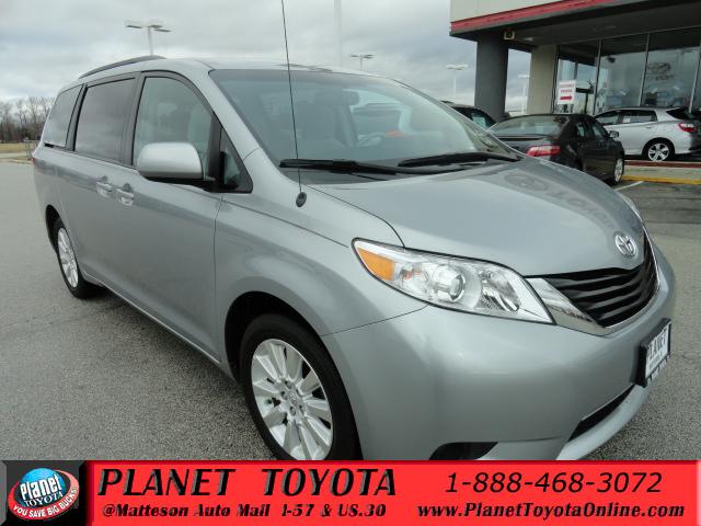 Toyota Sienna SLE --z71 Pkg Unspecified