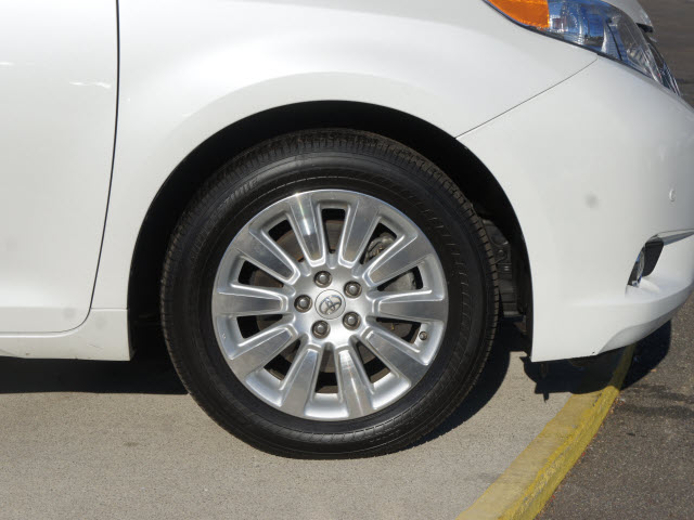 Toyota Sienna 2011 photo 4