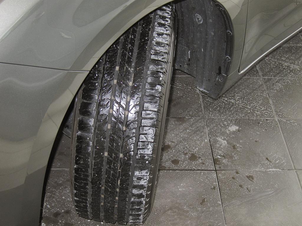 Toyota Sienna 2011 photo 2