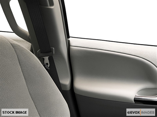 Toyota Sienna 2011 photo 5
