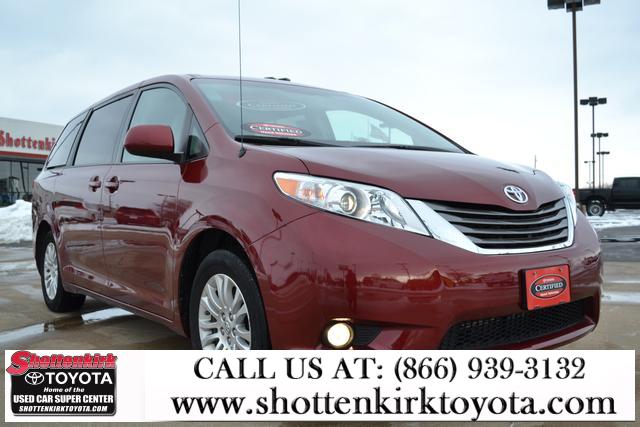 Toyota Sienna SLE --z71 Pkg Unspecified