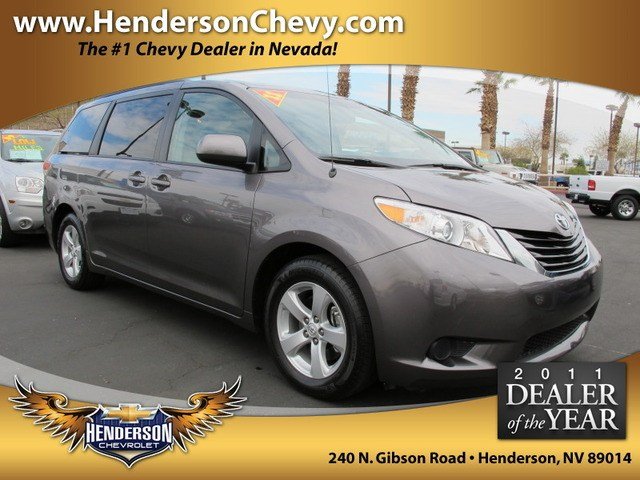 Toyota Sienna SLE --z71 Pkg Unspecified