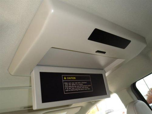 Toyota Sienna 2011 photo 2