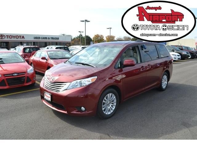 Toyota Sienna SEL Sport Utility 4D Unspecified