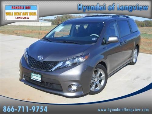 Toyota Sienna SE Other