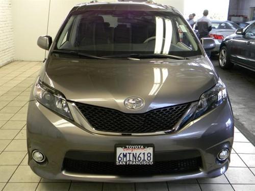 Toyota Sienna SE Other