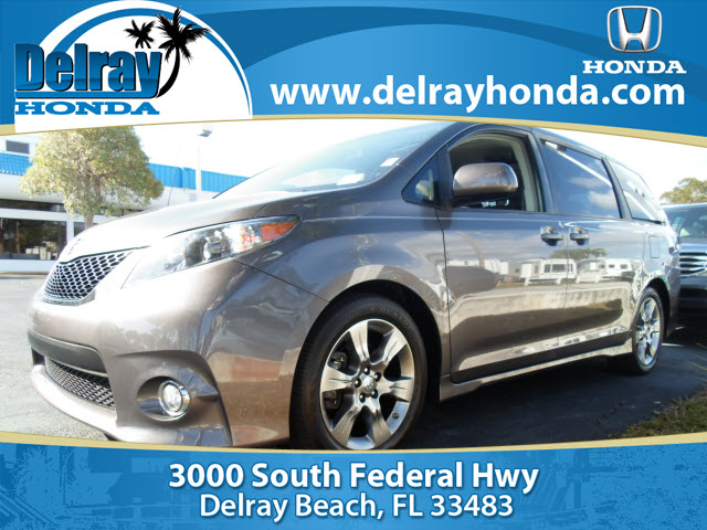 Toyota Sienna SLE --z71 Pkg Unspecified