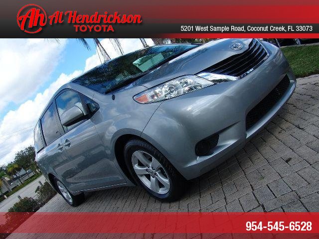 Toyota Sienna SLE --z71 Pkg Unspecified