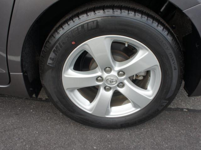 Toyota Sienna SEL W/ Moonroofalloy Wheels MiniVan