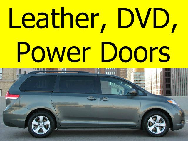 Toyota Sienna Seville STS MiniVan