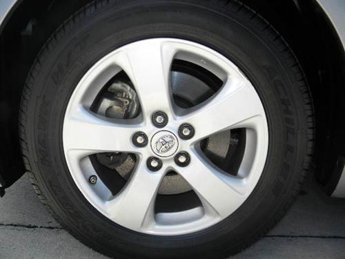 Toyota Sienna 2011 photo 2