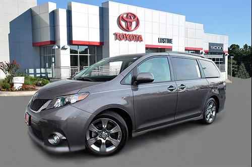 Toyota Sienna SE Other
