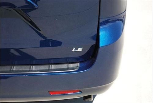 Toyota Sienna 2011 photo 2