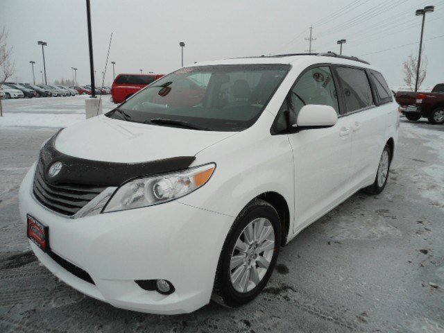 Toyota Sienna SLE --z71 Pkg Unspecified