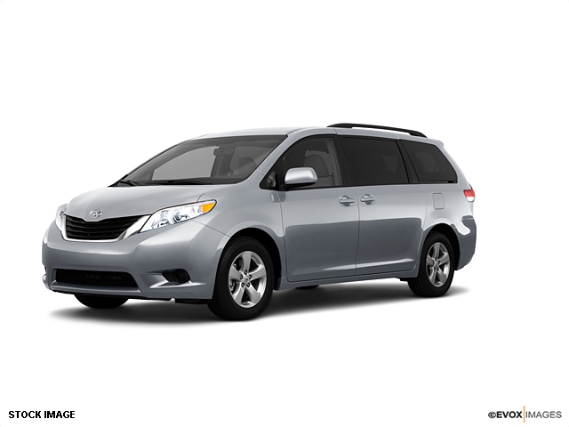 Toyota Sienna SLE --z71 Pkg Unspecified