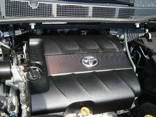 Toyota Sienna 2011 photo 5
