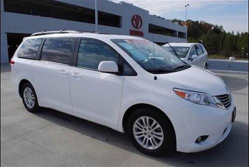 Toyota Sienna LE 4X4 Leather DVD Sunroof Other