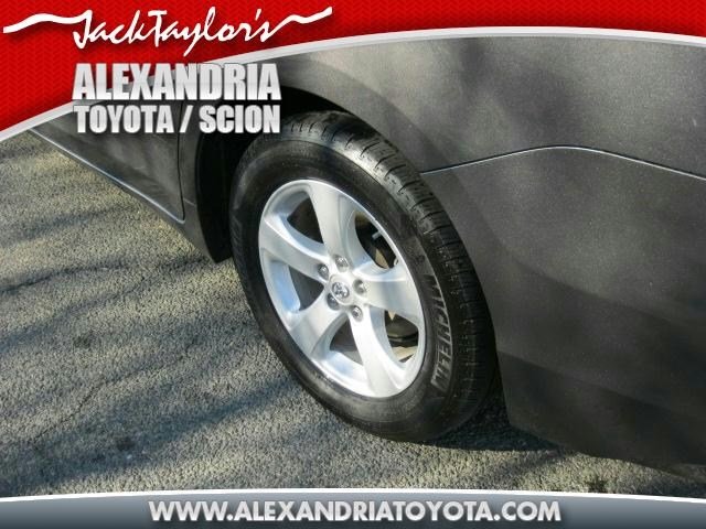 Toyota Sienna 2011 photo 5
