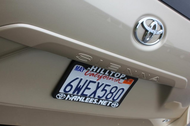 Toyota Sienna SLE --z71 Pkg Unspecified