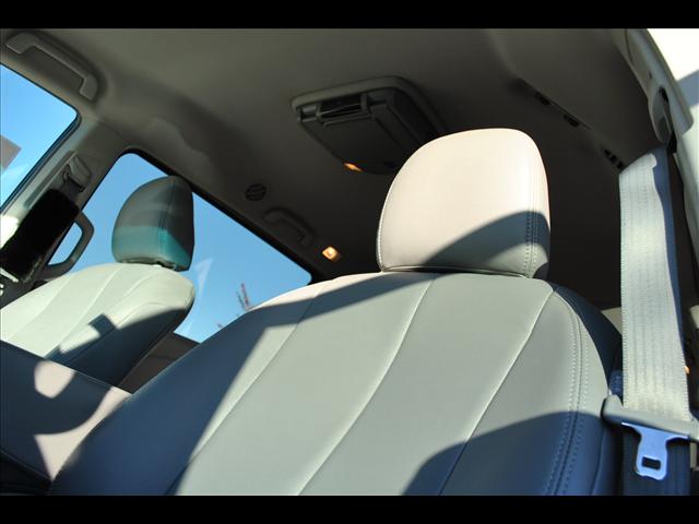 Toyota Sienna 2012 photo 5