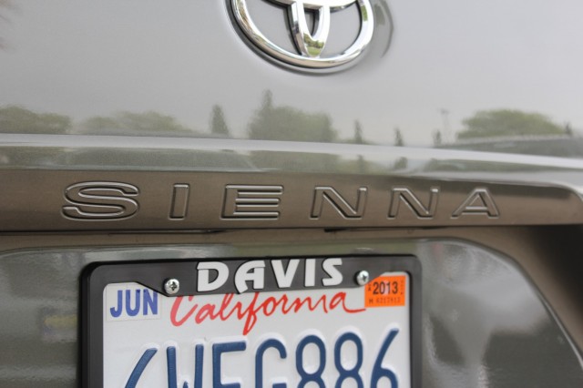 Toyota Sienna SLE --z71 Pkg Unspecified