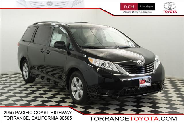 Toyota Sienna Limited 4.6L 4WD MiniVan