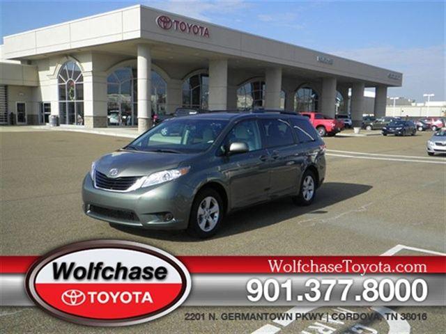 Toyota Sienna SEL Sport Utility 4D MiniVan