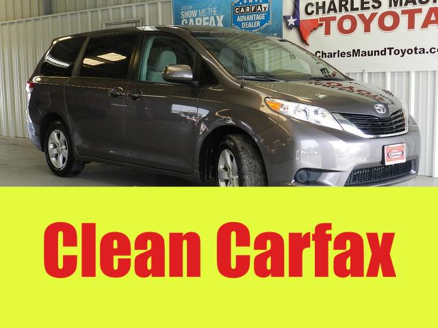 Toyota Sienna 2012 photo 3