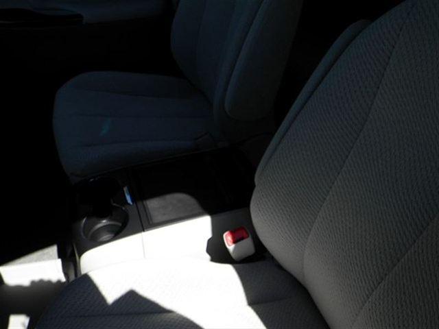 Toyota Sienna 2012 photo 4