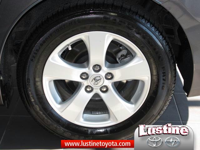 Toyota Sienna 2012 photo 2