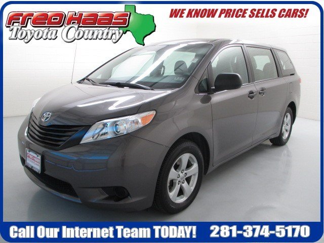 Toyota Sienna 2012 photo 5