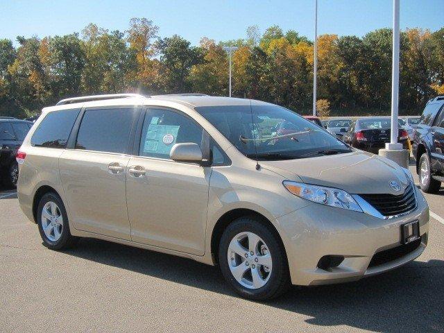 Toyota Sienna Eddie Bauer 5.4L 4WD MiniVan