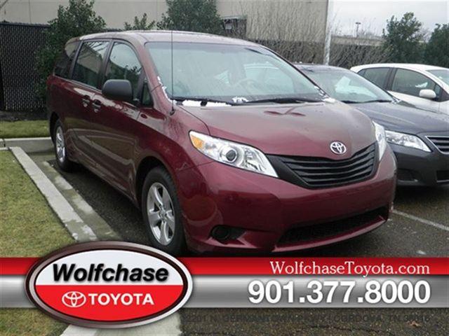 Toyota Sienna XLT Sport 4.6L 2WD MiniVan