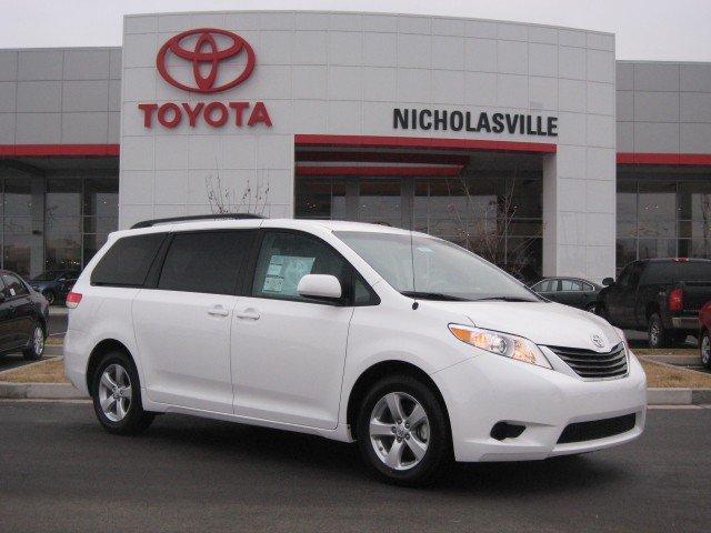 Toyota Sienna X MiniVan