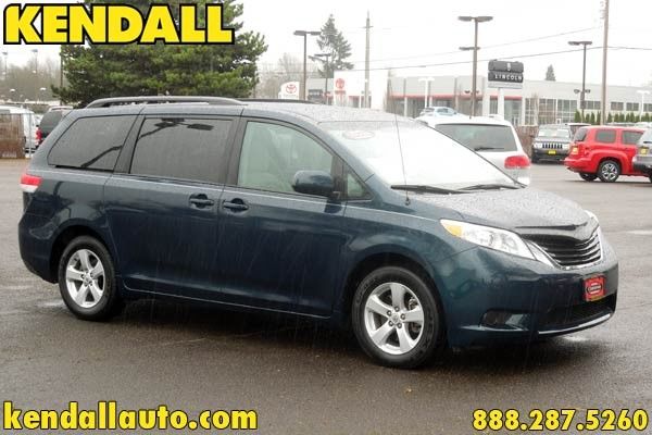 Toyota Sienna SLE --z71 Pkg Unspecified