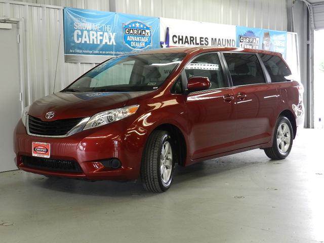 Toyota Sienna Base MiniVan