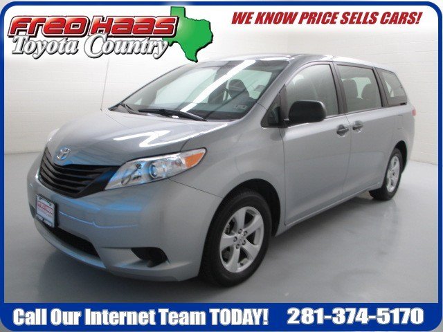 Toyota Sienna 2012 photo 5
