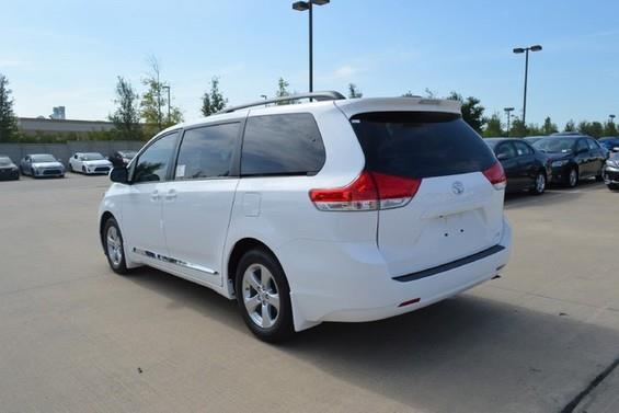 Toyota Sienna X MiniVan