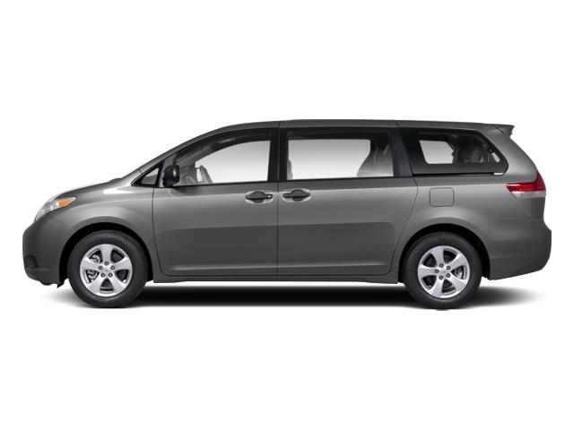 Toyota Sienna 2013 photo 1