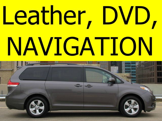 Toyota Sienna 2013 photo 4