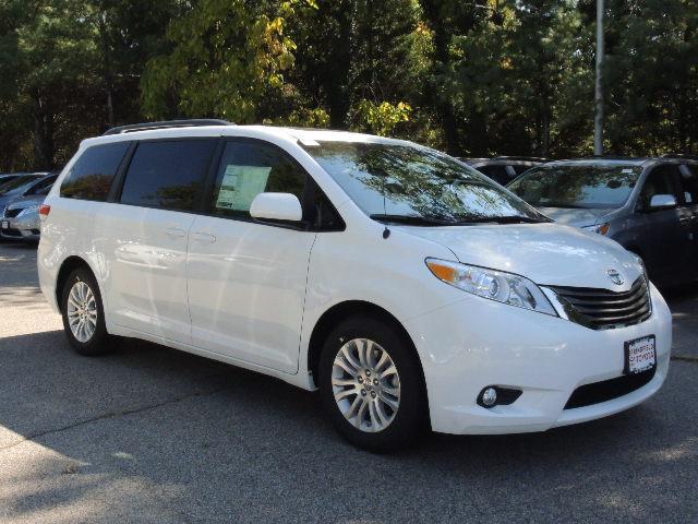 Toyota Sienna 2014 photo 4