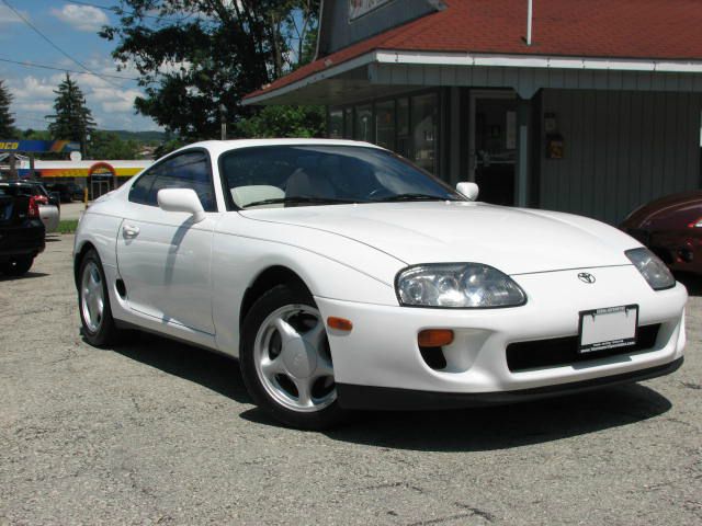 Toyota Supra 1993 photo 1