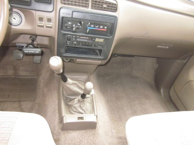 Toyota T100 1994 photo 8